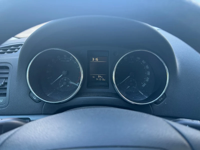 Skoda Yeti, снимка 11 - Автомобили и джипове - 52964361