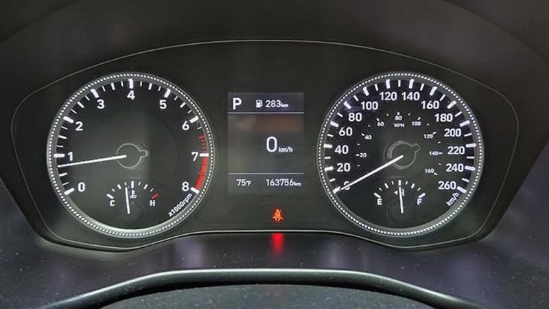 Hyundai Santa fe 2.4L Preferred AWD with Sun and Leather Package, снимка 10 - Автомобили и джипове - 53430992