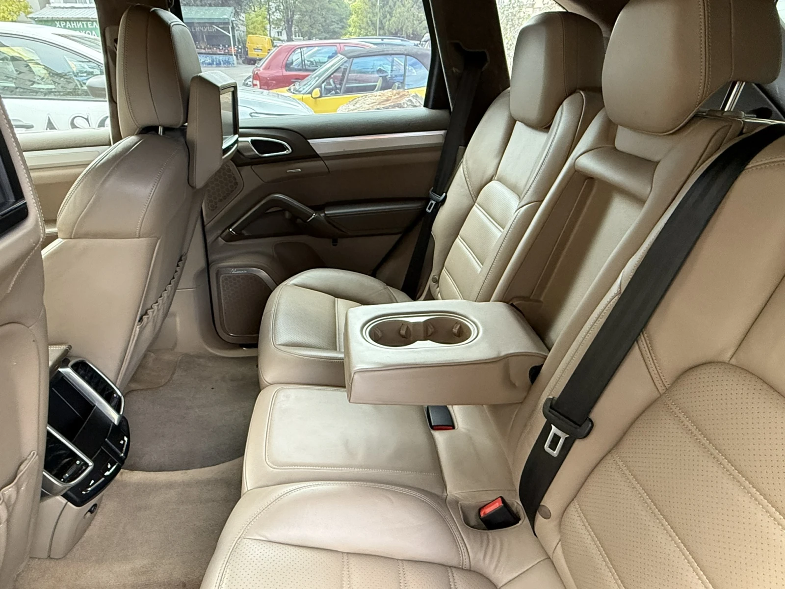 Porsche Cayenne Turbo - изображение 6