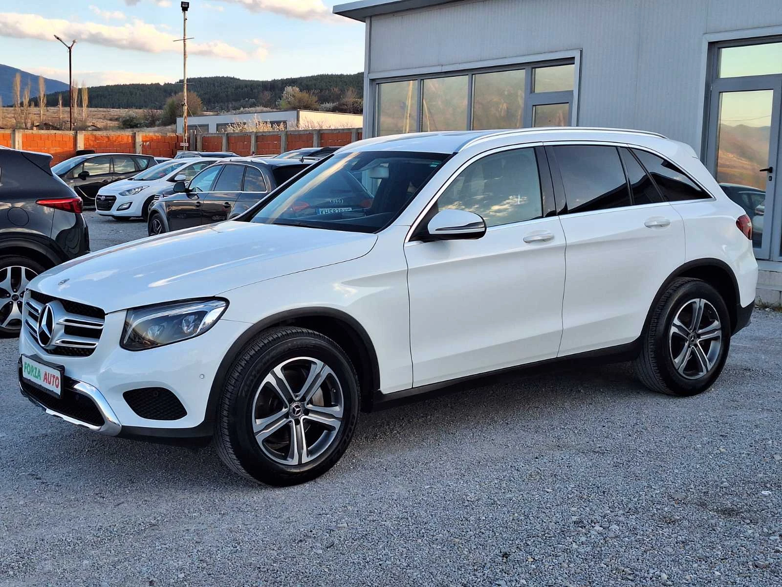 Mercedes-Benz GLC 250 CDI-2018г-LED