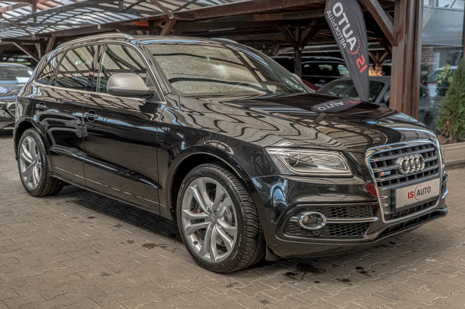 Audi SQ5 3.0BiTDI/Bang&Olufsen/Carbon/Камера/Панорама/Подгр, снимка 2 - Автомобили и джипове - 54181001