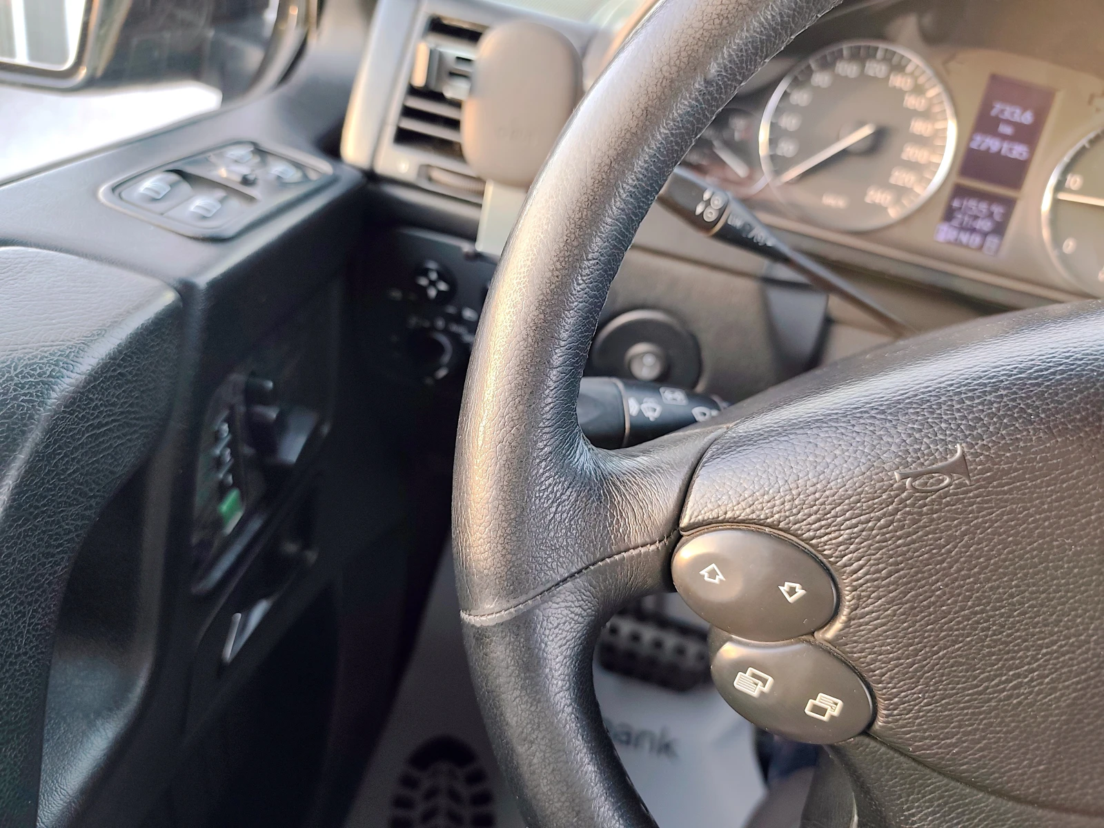 Mercedes-Benz G 350 AMG FACE LIFT 7G-TRONIC, снимка 17 - Автомобили и джипове - 54197616