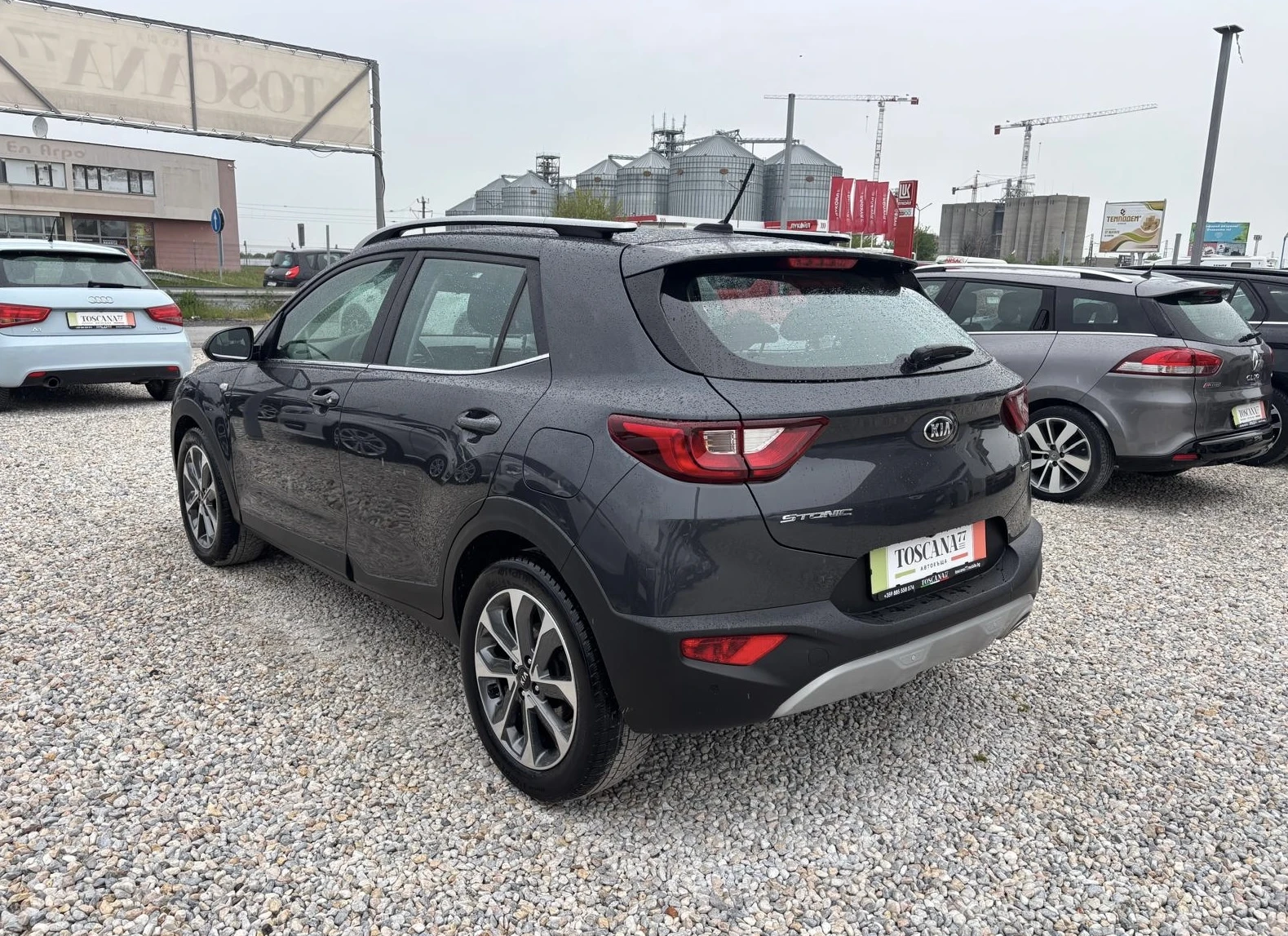 Kia Stonic 1.6CRDI * 110к.c * LED * СЕРВИЗНА ИСТОРИЯ* ЛИЗИНГ , снимка 3 - Автомобили и джипове - 54478739