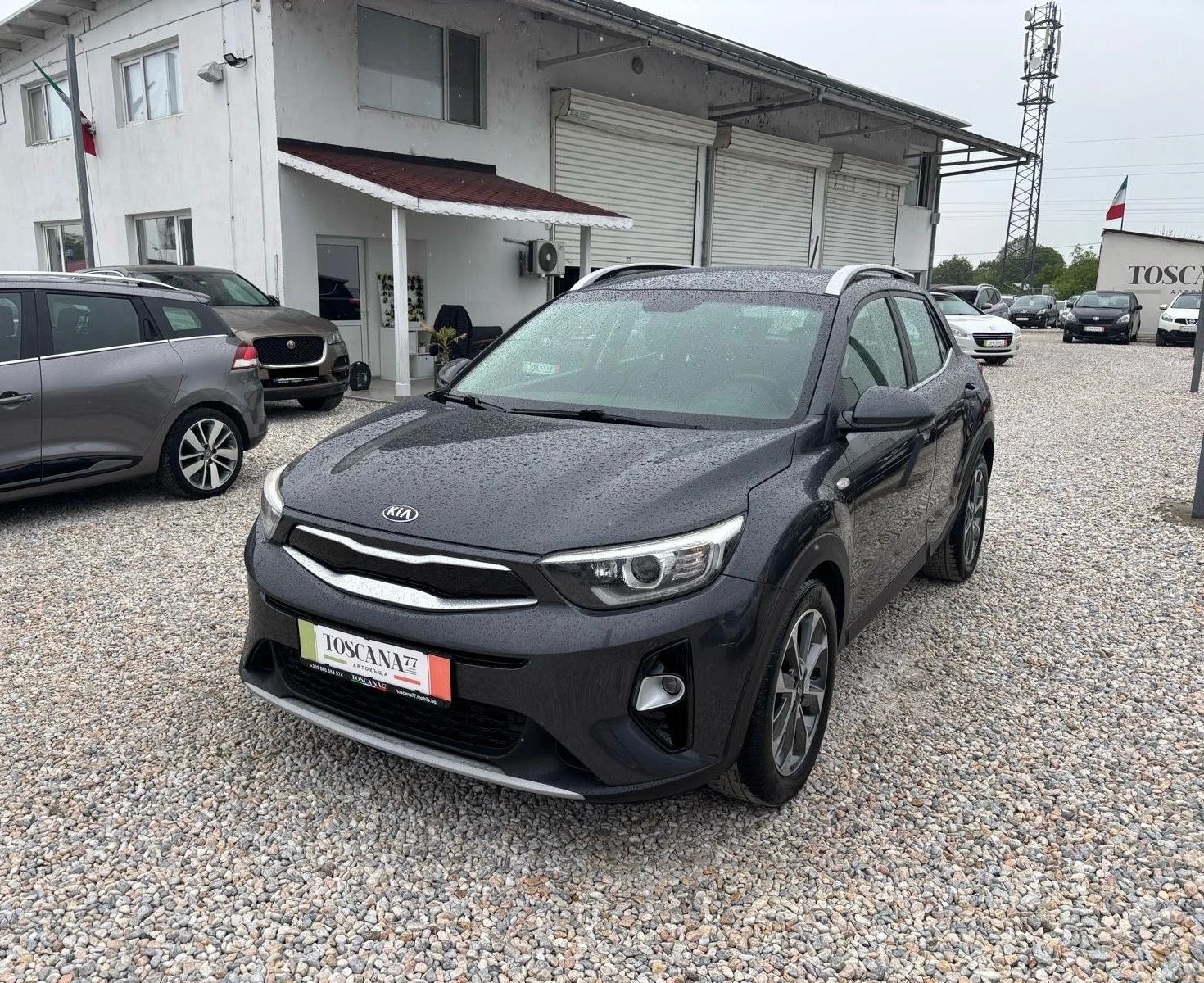 Kia Stonic 1.6CRDI * 110к.c * LED * СЕРВИЗНА ИСТОРИЯ* ЛИЗИНГ , снимка 2 - Автомобили и джипове - 54478739