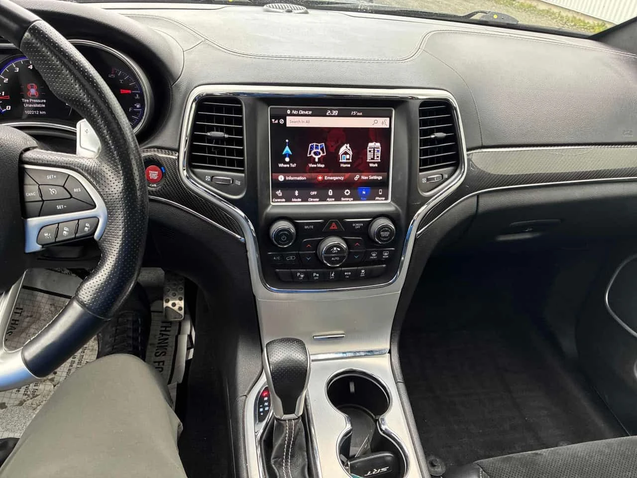 Jeep Grand cherokee * SRT * ДИСТРОНИК* ОБДУХВАНЕ* ПАНОРАМА* АЛКАНТАРА*, снимка 9 - Автомобили и джипове - 54941511