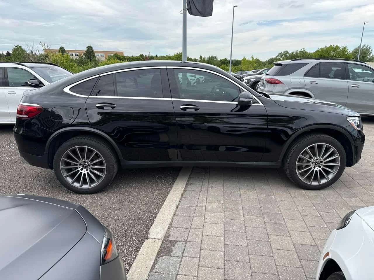 Mercedes-Benz GLC 300 * CARFAX * ОТ ПРЕДСТАВИТЕЛСТВО * , снимка 3 - Автомобили и джипове - 55002544