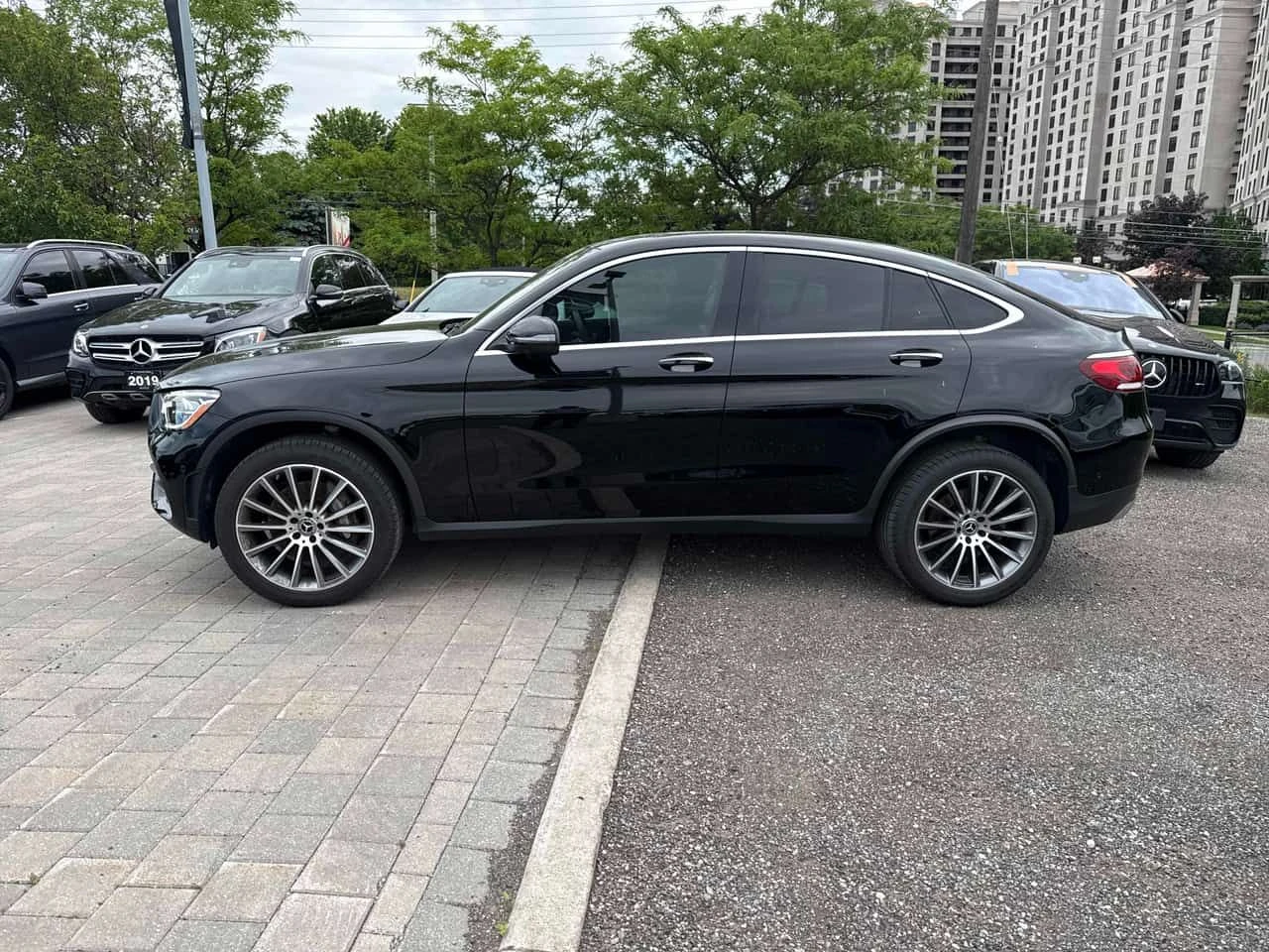 Mercedes-Benz GLC 300 * CARFAX * ОТ ПРЕДСТАВИТЕЛСТВО * , снимка 2 - Автомобили и джипове - 55002544
