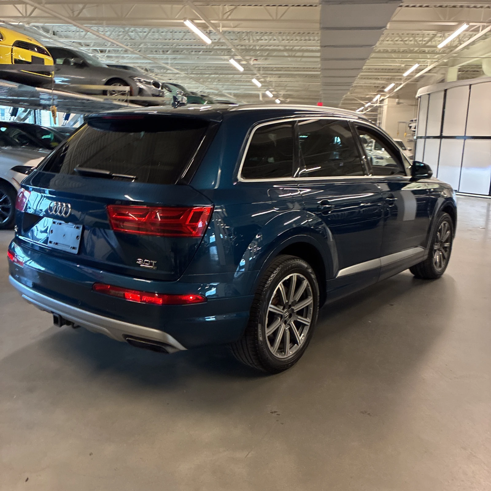 Audi Q7, снимка 6 - Автомобили и джипове - 55199986