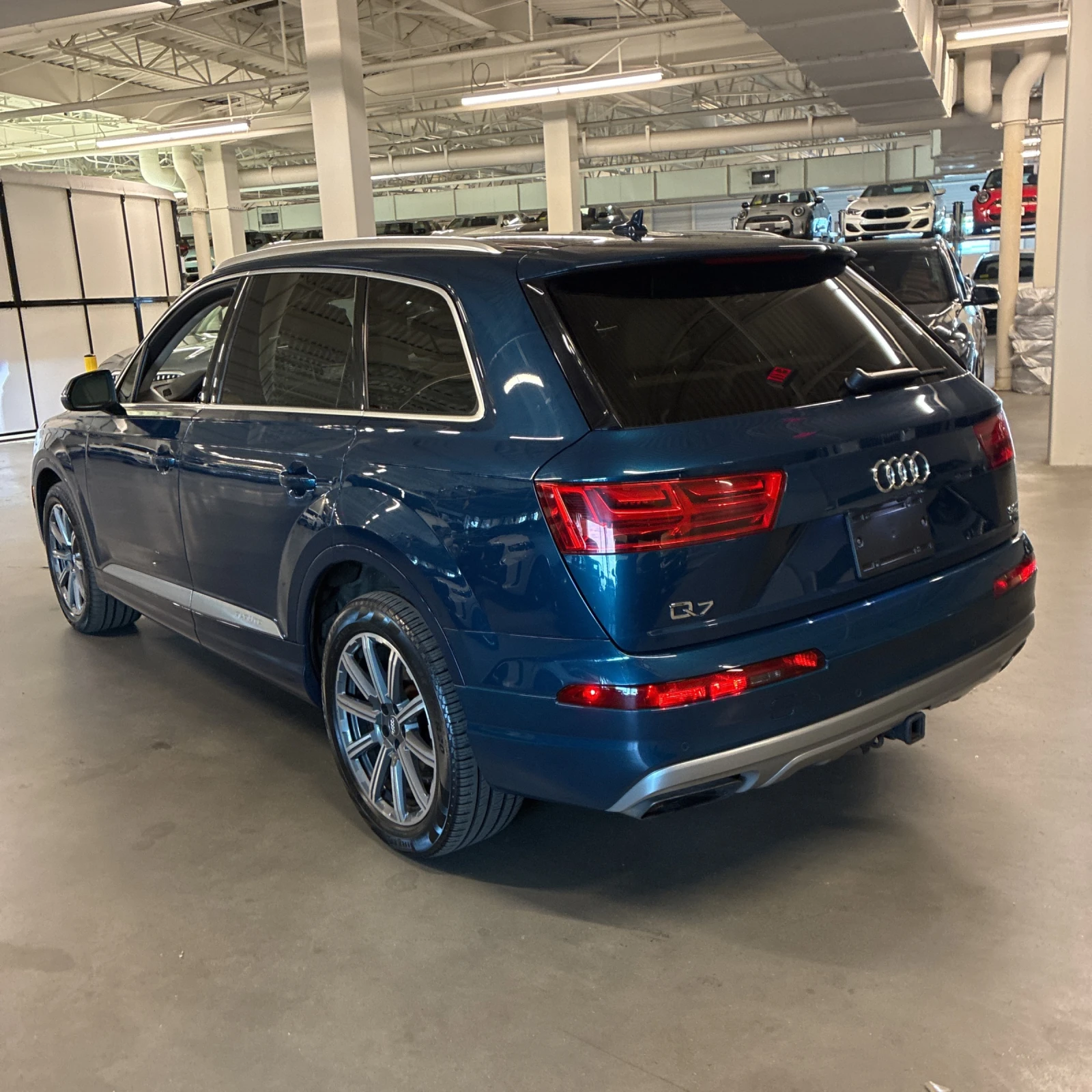 Audi Q7, снимка 4 - Автомобили и джипове - 55199986