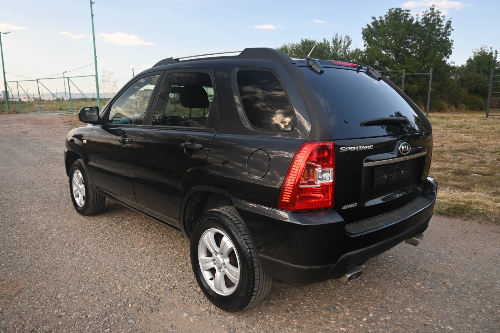 Kia Sportage FACELIFT= 4X4= GAS, снимка 4 - Автомобили и джипове - 55952633