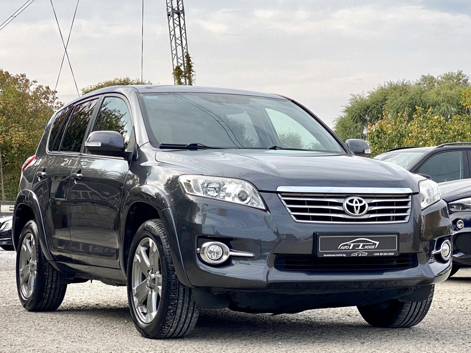 Toyota Rav4 2.2 D-4D* Executive* КАТО НОВА!