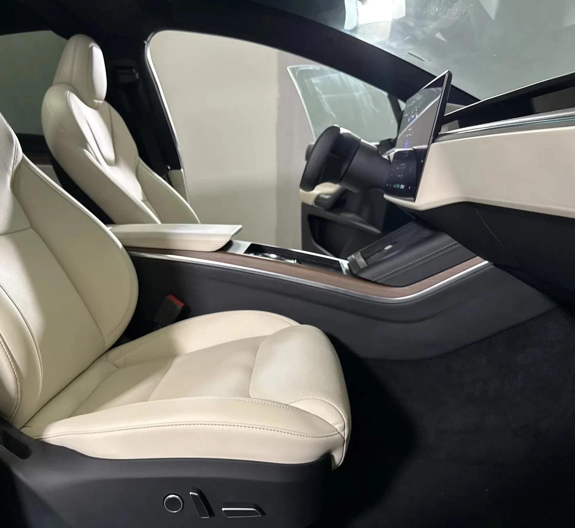 Tesla Model X Long Range , снимка 6 - Автомобили и джипове - 56737628