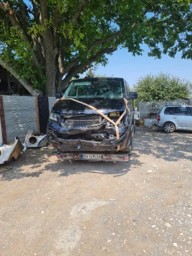 VW T5 Цял за части, снимка 8