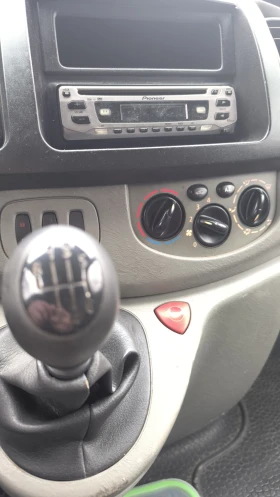 Renault Trafic Катафалка, снимка 9