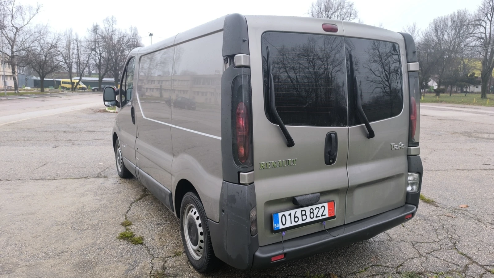 Renault Trafic Катафалка - изображение 5