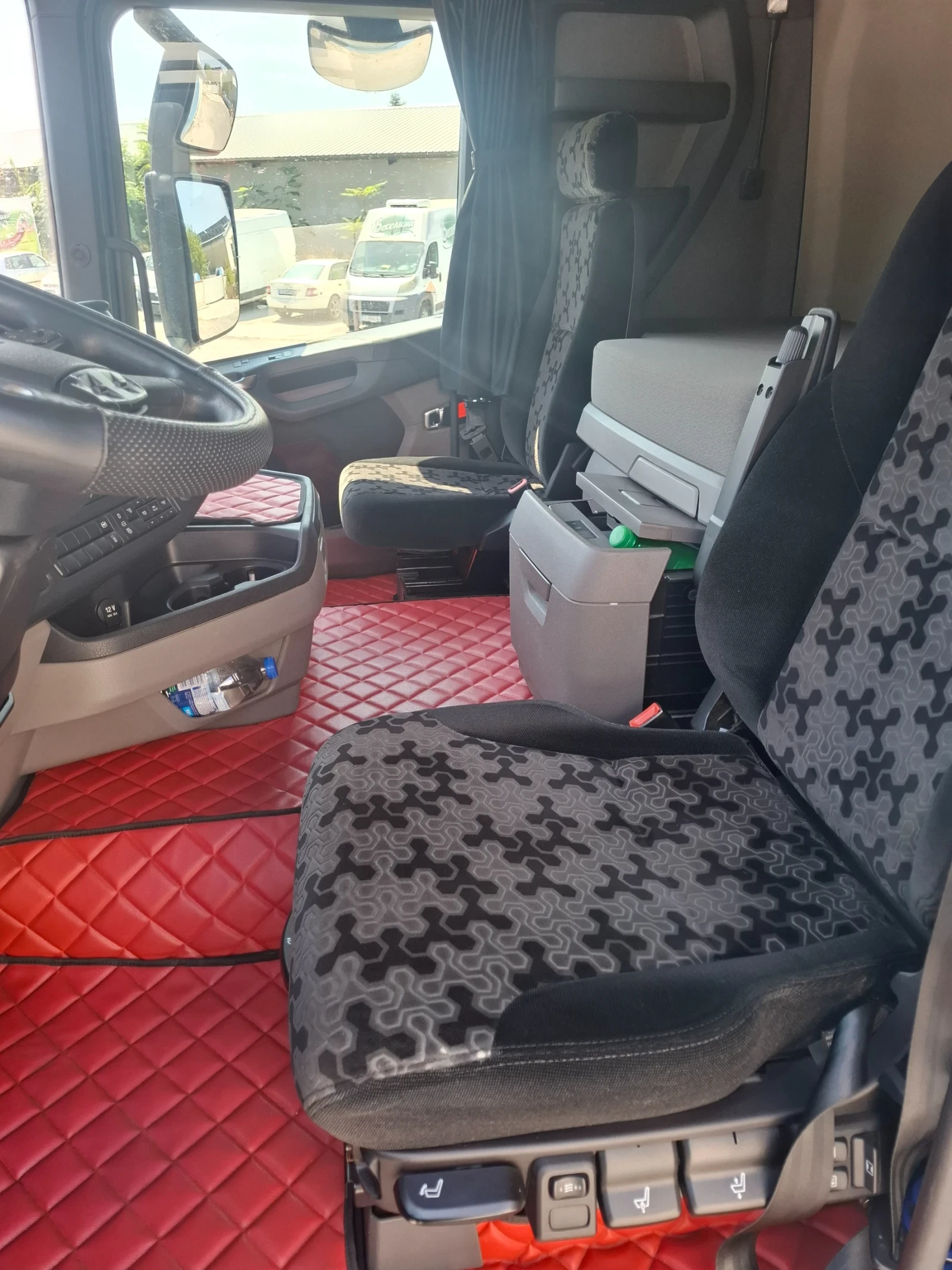 Scania R 410 CNG, снимка 4 - Камиони - 55698718