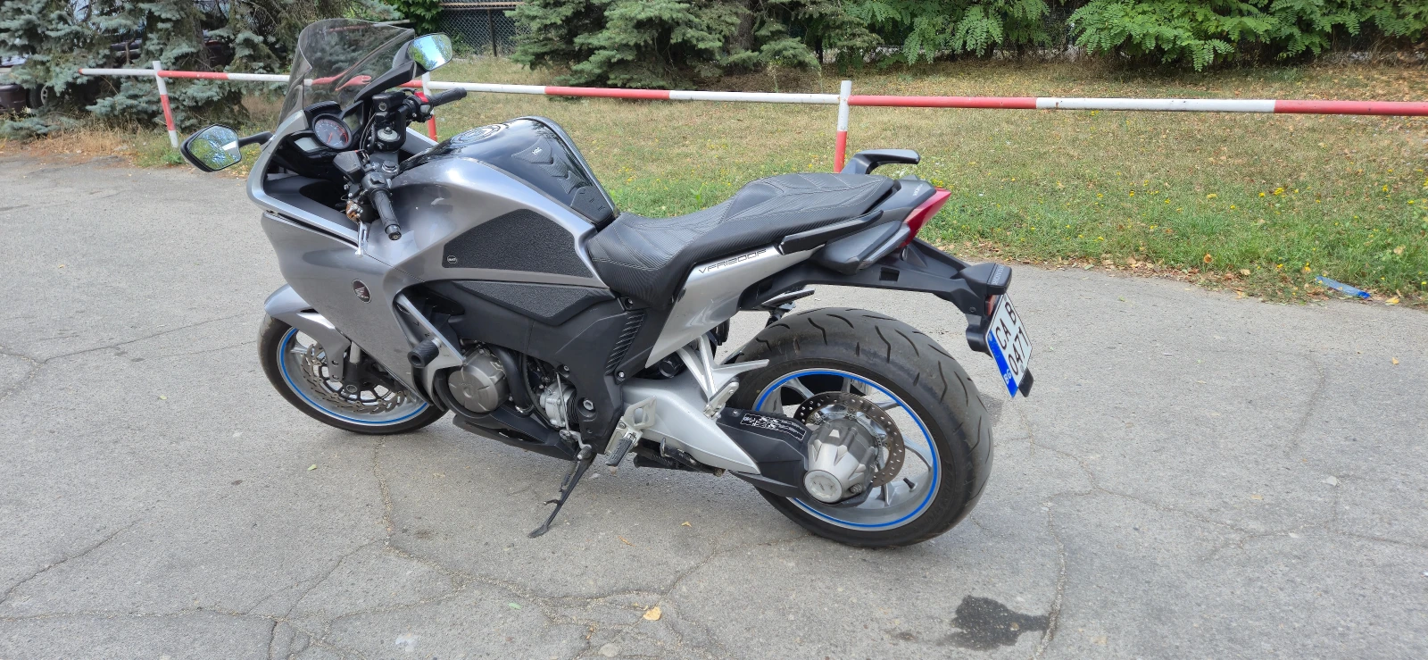 Honda Vfr 1200F 37000km. - изображение 3