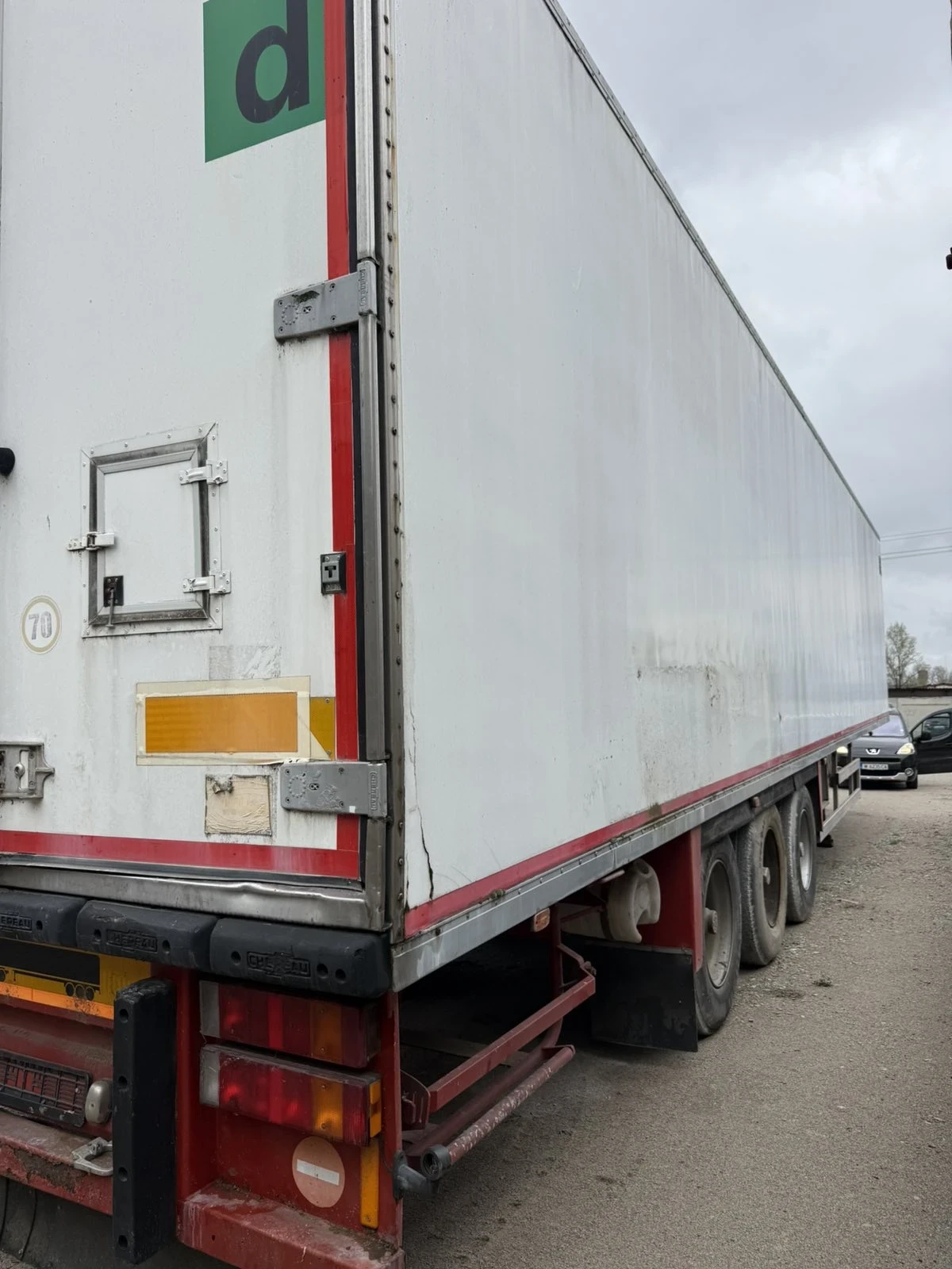 За камион Други Хладилно ремарке, снимка 8 - Ремаркета - 54305339
