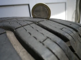 Гуми Всесезонни 215/55R18, снимка 7 - Гуми и джанти - 52787102