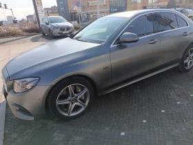 Mercedes-Benz E 300 Plug-in hybrid AMG 59000км, снимка 5