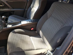 Toyota Avensis, снимка 10