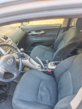 Toyota Auris, снимка 7