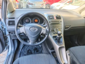 Toyota Auris, снимка 9