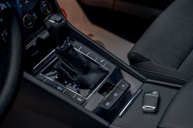 Skoda Superb 2.0TDI/DSG/ParkPilot/4x4/AirCare/Подгрев, снимка 9