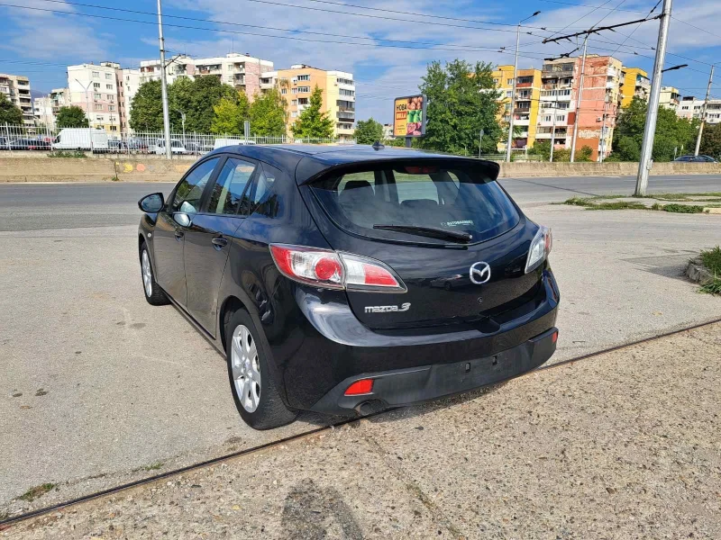 Mazda 3, снимка 3 - Автомобили и джипове - 47331347