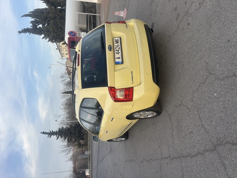 Kia Carens, снимка 3 - Автомобили и джипове - 49547385