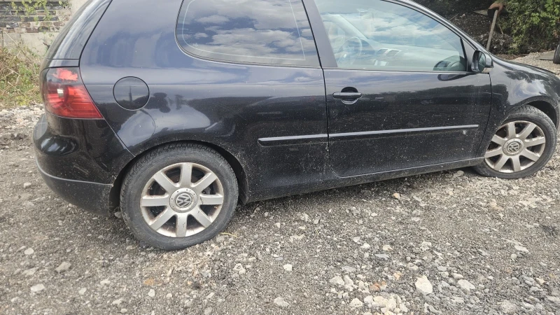 VW Golf 5 1.6 FSI На части, снимка 4 - Автомобили и джипове - 52831165