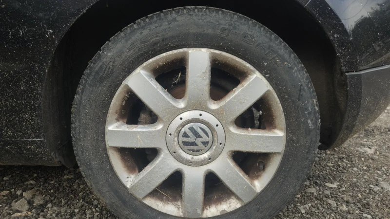 VW Golf 5 1.6 FSI На части, снимка 10 - Автомобили и джипове - 52831165