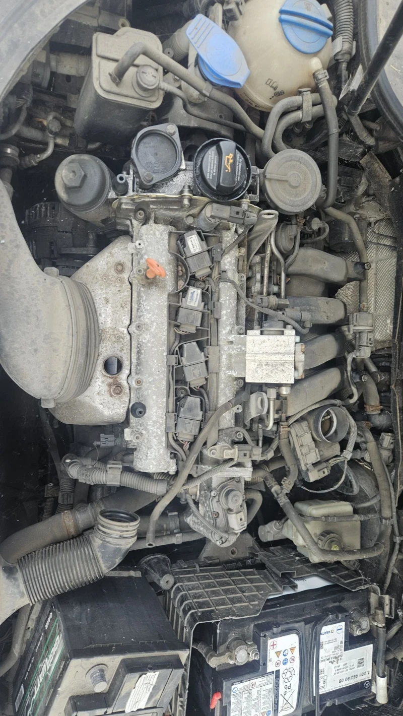 VW Golf 5 1.6 FSI На части, снимка 9 - Автомобили и джипове - 52831165