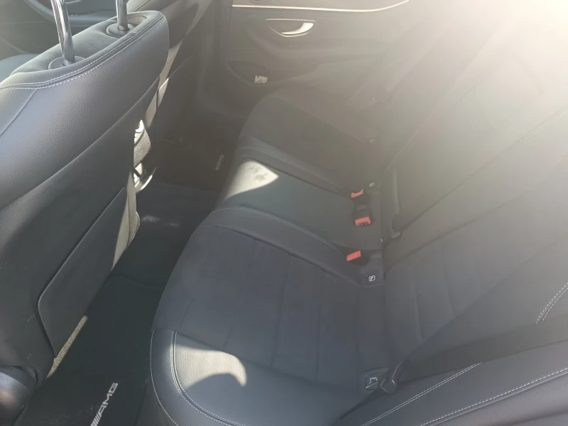 Mercedes-Benz E 300 Plug-in hybrid AMG 59000км, снимка 7 - Автомобили и джипове - 51697073