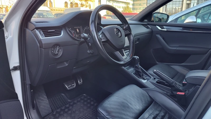 Skoda Octavia VRS, снимка 16 - Автомобили и джипове - 52988878