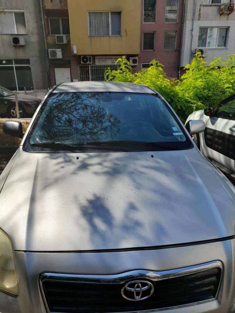 Toyota Avensis, снимка 12 - Автомобили и джипове - 53328410