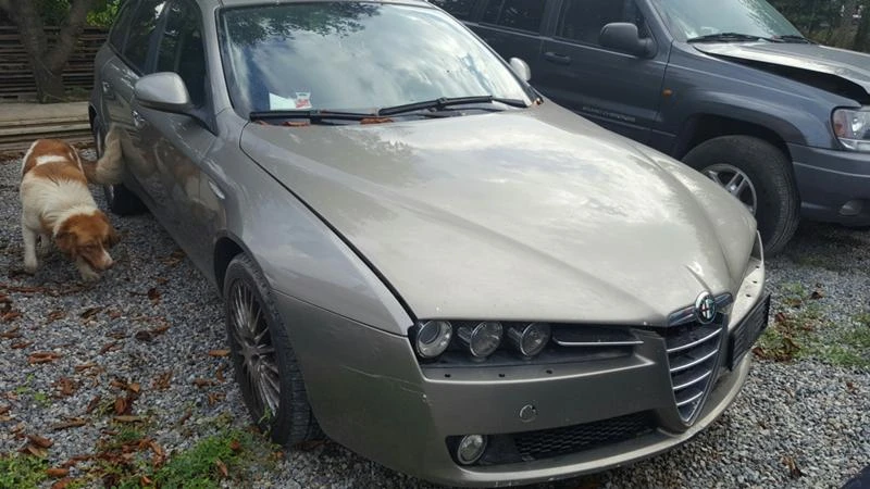 Alfa Romeo 159 sportwagon 2.4JTDm-НА ЧАСТИ - изображение 2