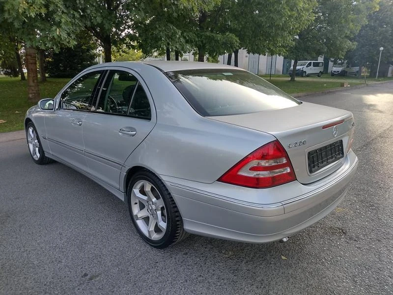 Mercedes-Benz C 220 CDI 150ps 63000km!!!, снимка 5 - Автомобили и джипове - 34174530