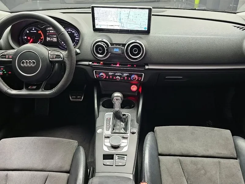 Audi A3 2.0 TDI, снимка 7 - Автомобили и джипове - 54139523