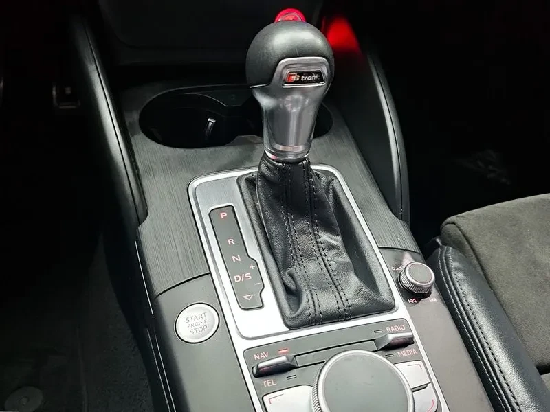 Audi A3 2.0 TDI, снимка 9 - Автомобили и джипове - 54139523