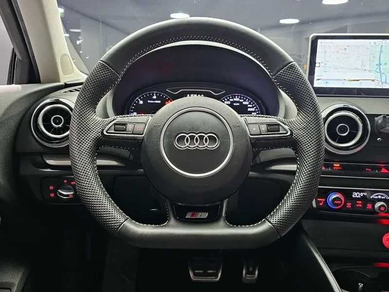 Audi A3 2.0 TDI, снимка 13 - Автомобили и джипове - 54139523