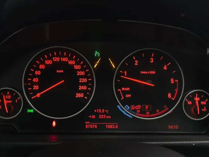 BMW 320 d, снимка 8 - Автомобили и джипове - 54592455