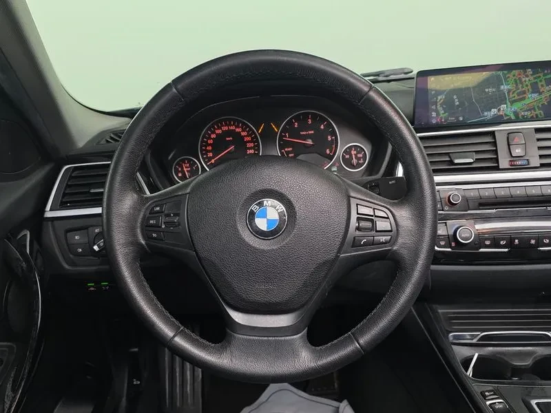 BMW 320 d, снимка 13 - Автомобили и джипове - 54592455