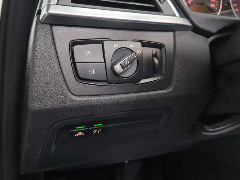 BMW 320 d, снимка 17 - Автомобили и джипове - 54592455