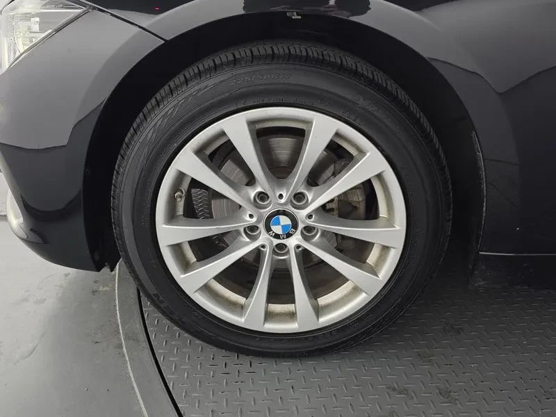 BMW 320 d, снимка 5 - Автомобили и джипове - 54592455
