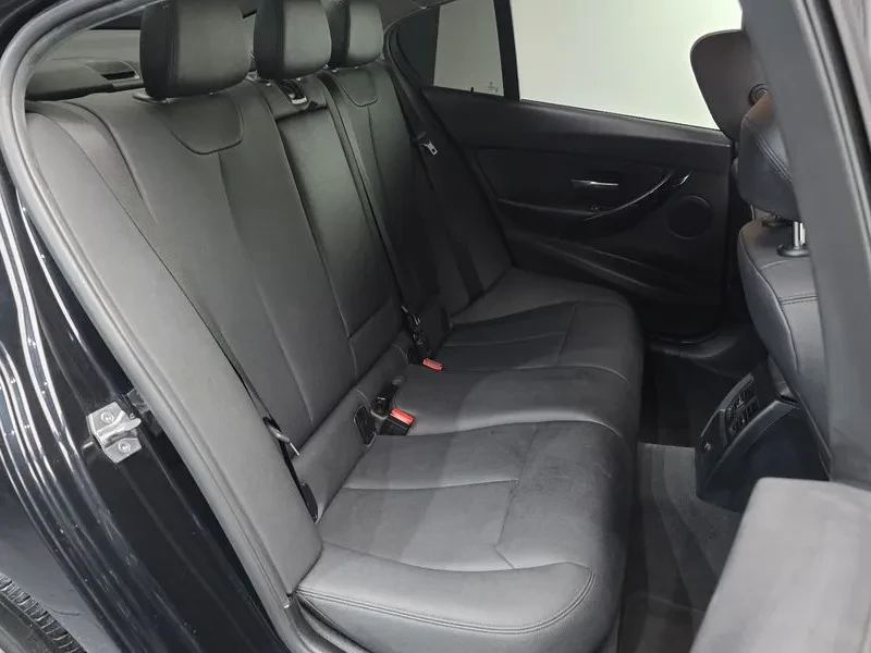 BMW 320 d, снимка 12 - Автомобили и джипове - 54592455