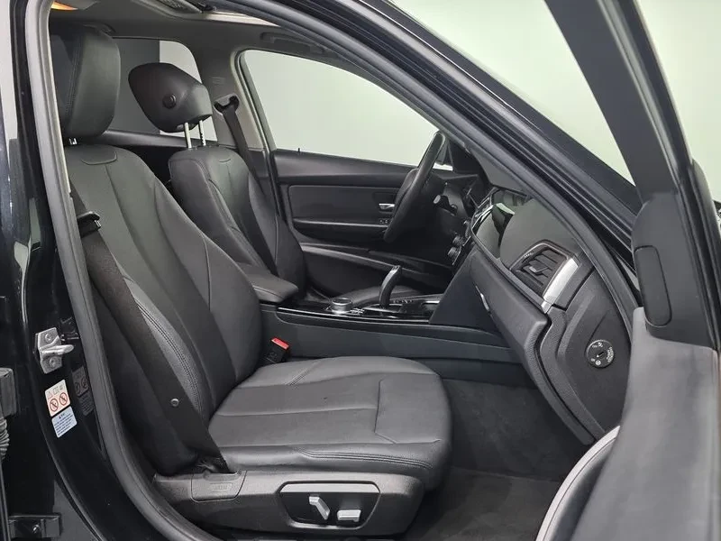 BMW 320 d, снимка 10 - Автомобили и джипове - 54592455