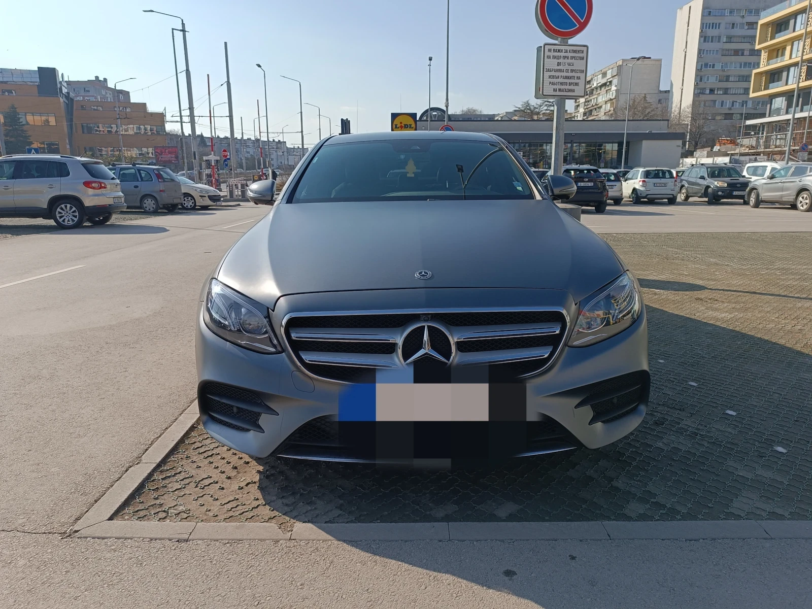Mercedes-Benz E 300 Plug-in hybrid AMG 59000км, снимка 1