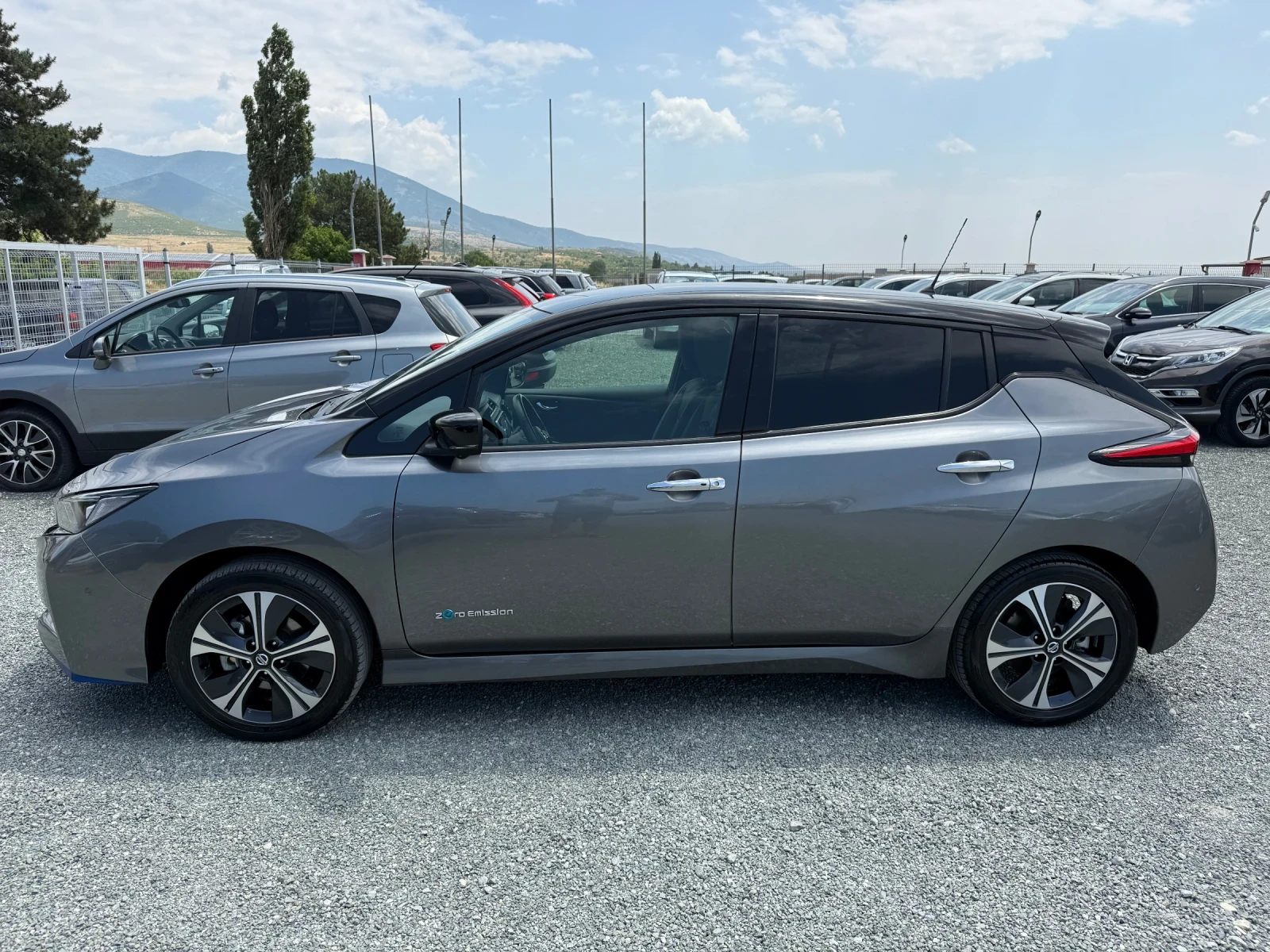 Nissan Leaf  (KATO НОВА) - изображение 10