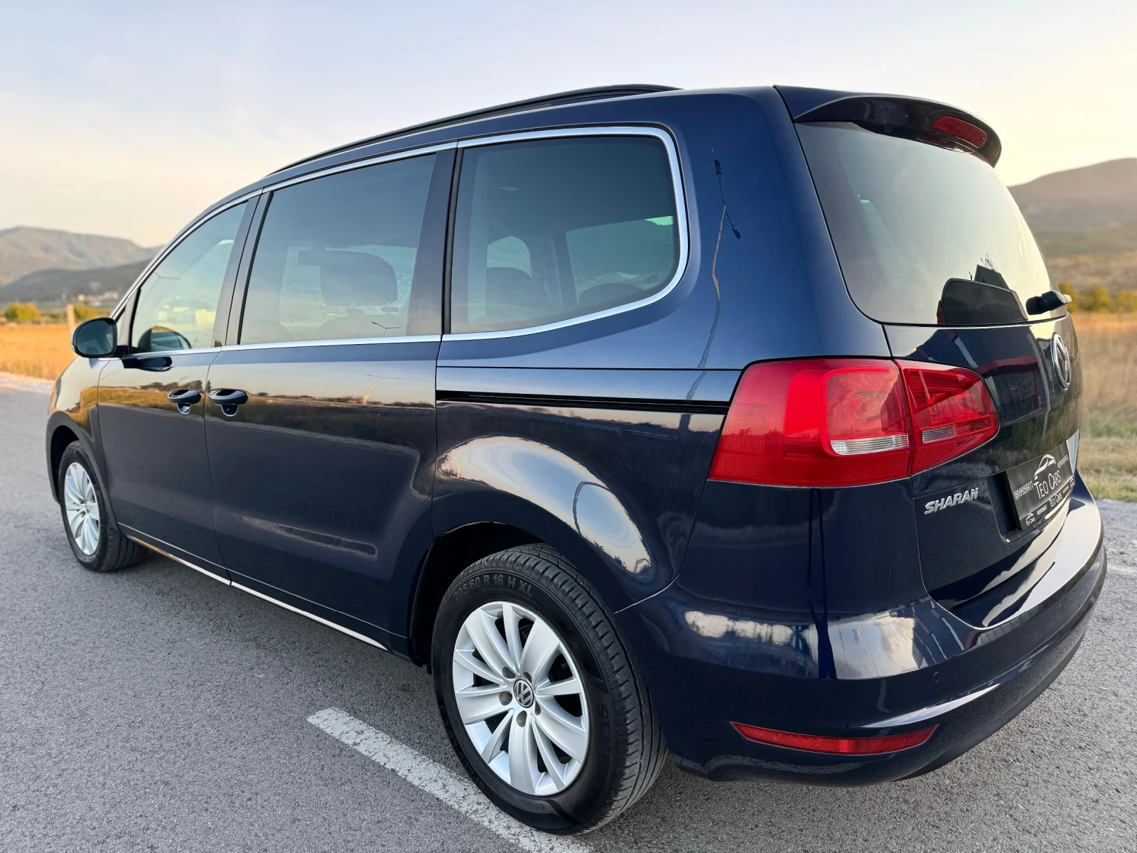 VW Sharan 2.0 TDI / FULL / 4MOTION / LED / NAVI / CAMERA - изображение 5